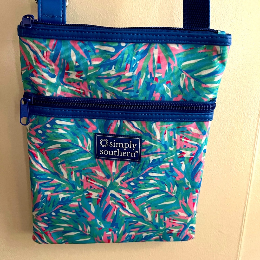🌸🌸EUC Simply Southern Crossbody Bag 🌸🌸